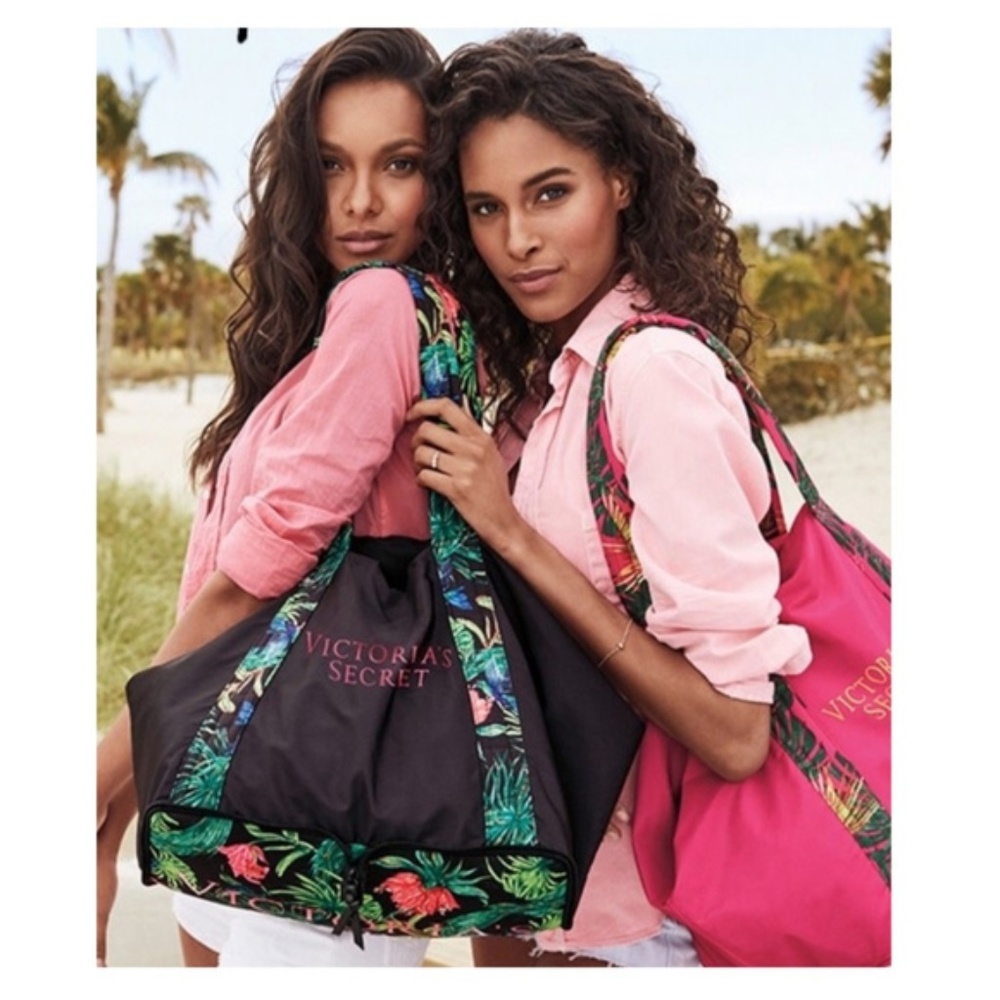VS Foldable Travel Tote NWT